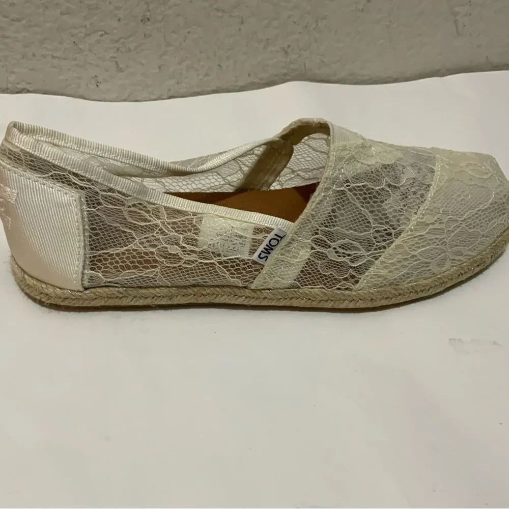 New Toms Alpargata Classic Slip Ons White Lace. Sz 10